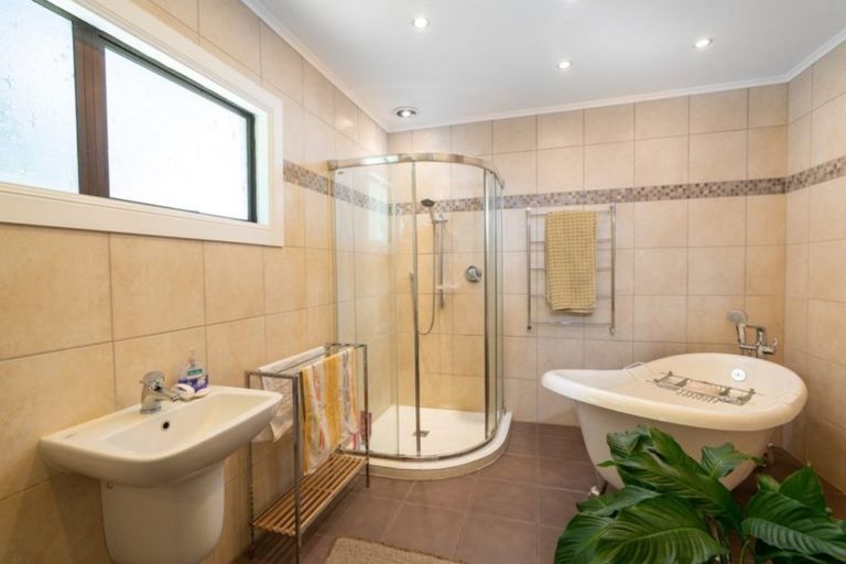 Photo of property in 205 Tauhara Road, Tauhara, Taupo, 3330