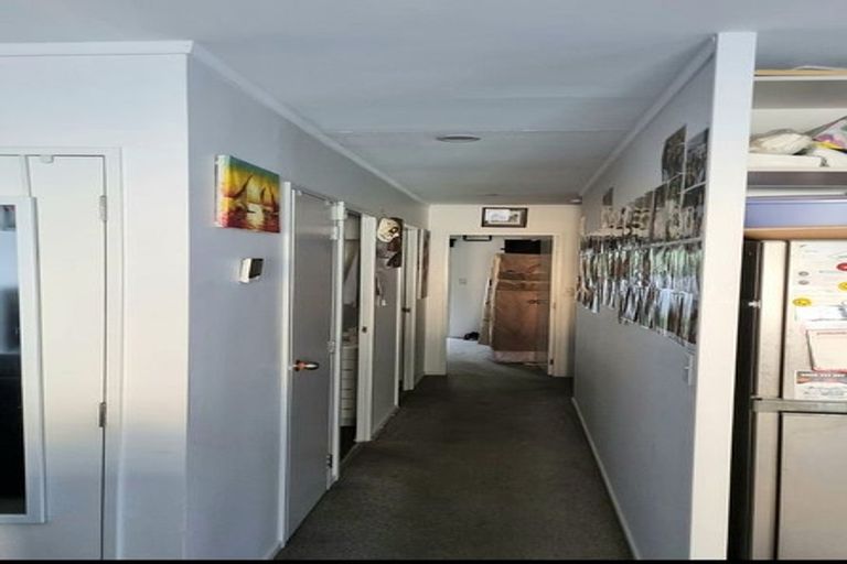 Photo of property in 82 Malaspina Place, Papatoetoe, Auckland, 2025