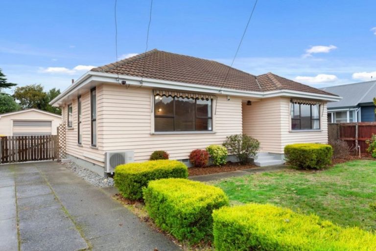 Photo of property in 16 Bassett Street, Burwood, Christchurch, 8083