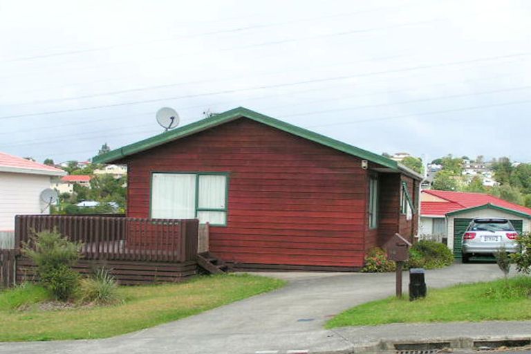 Photo of property in 42 Broadfield Street, Massey, Auckland, 0614