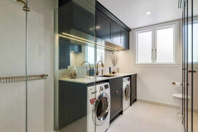 Photo of property in 7a North Avenue, Narrow Neck, Auckland, 0624