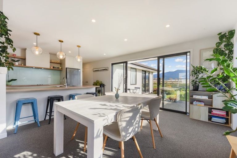 Photo of property in 16 Kuini Place, Motueka, 7120