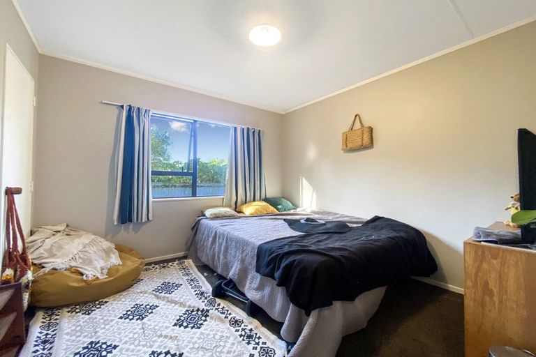 Photo of property in 3a Leinster Avenue, Raumati South, Paraparaumu, 5032