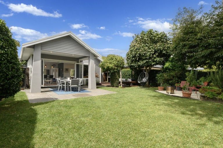 Photo of property in 21 Redhaven Place, Bethlehem, Tauranga, 3110