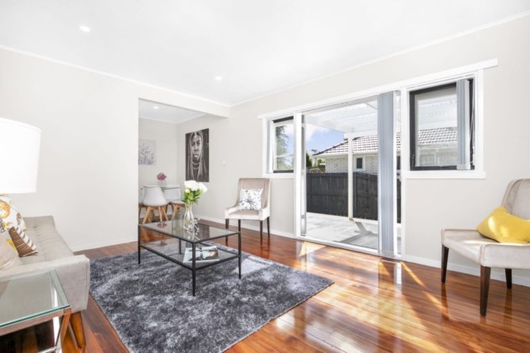 Photo of property in 17 Cameron Street, Papakura, 2110