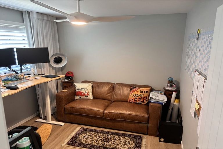 Photo of property in 115a Rosario Crescent, Red Beach, 0932