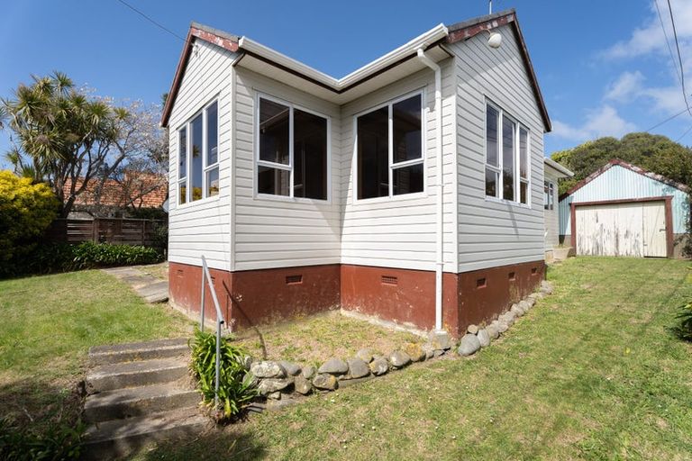 Photo of property in 8 Hindmarsh Street, Johnsonville, Wellington, 6037