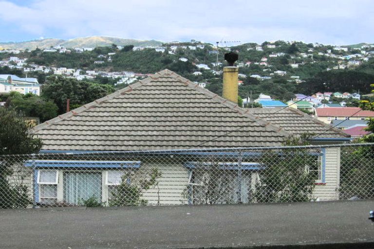 Photo of property in 104 Russell Terrace, Berhampore, Wellington, 6023