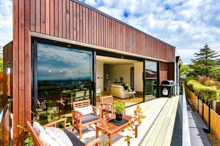 Photo of property in 161 Hackthorne Road, Cashmere, Christchurch, 8022