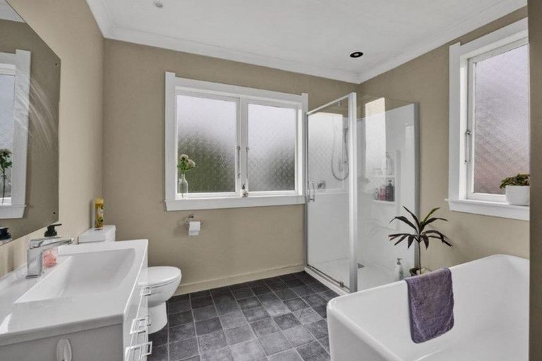 Photo of property in 51 Dives Avenue, Hawera, 4610