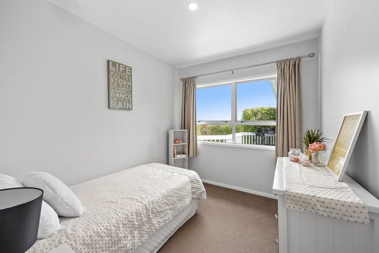 Photo of property in 29 Brigitte View, Snells Beach, 0920