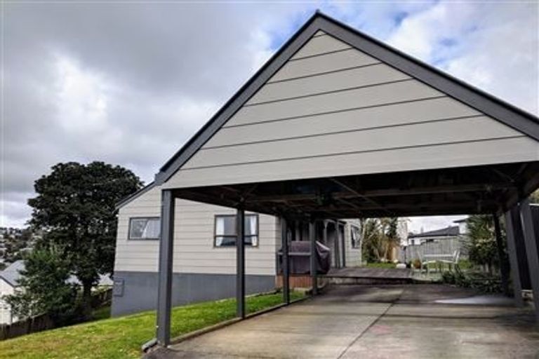 Photo of property in 24 Orton Street, Glenfield, Auckland, 0627