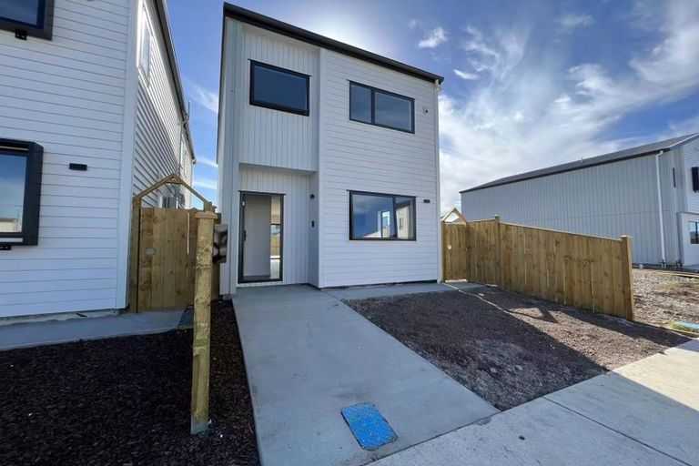 Photo of property in 45 Kairakau Street, Papakura, 2110