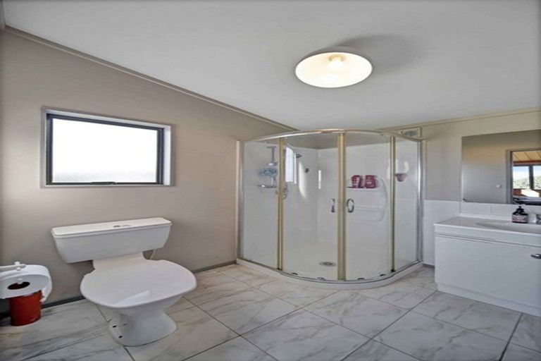 Photo of property in 12 Snowden Place, Opaheke, Papakura, 2113