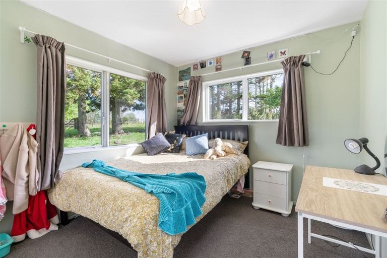 Photo of property in 1021 Old North Road, Waimauku, 0882