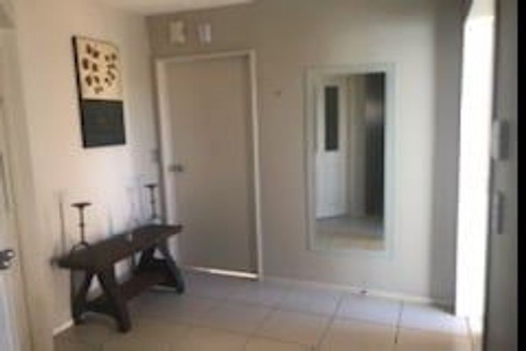 Photo of property in 9 Amoka Crescent, Parklands, Christchurch, 8083