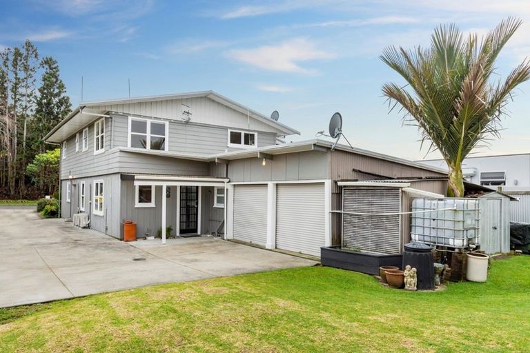 Photo of property in 16 Beach Grove, Omokoroa, 3114