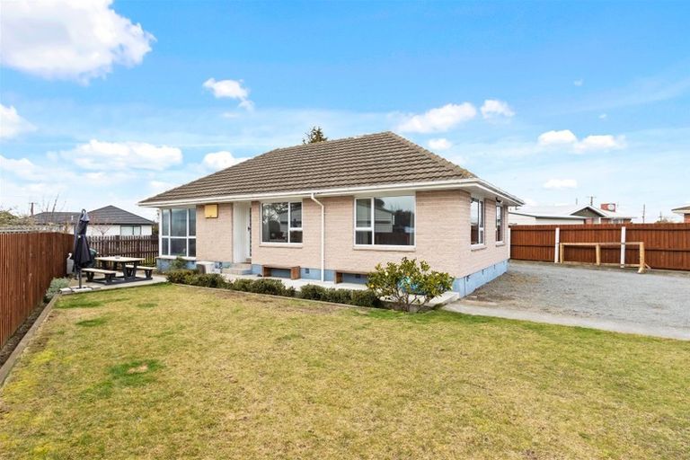 Photo of property in 9 Soberton Street, Aranui, Christchurch, 8061