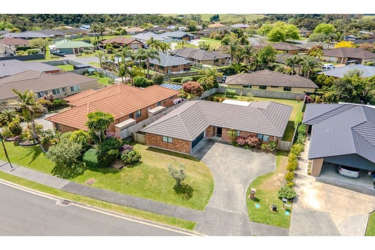 Photo of property in 8 The Anchorage East, Haruru, 0204