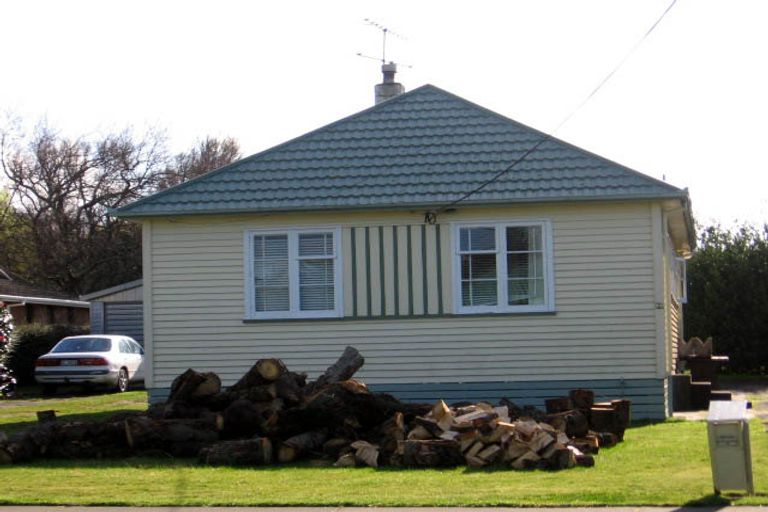 Photo of property in 23 Revans Street, Featherston, 5710
