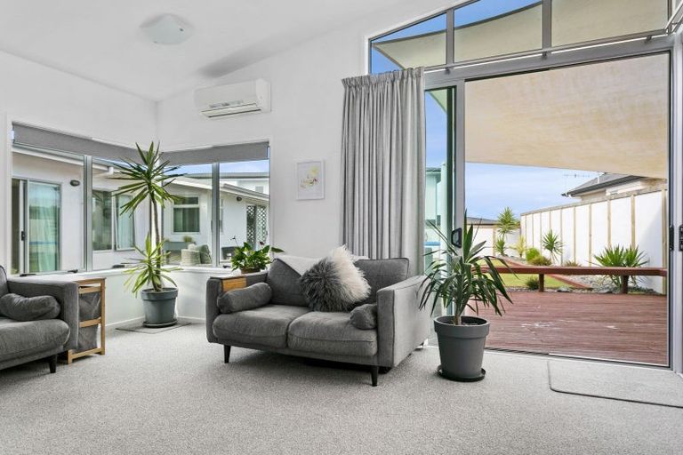 Photo of property in 16 Scott Drive, Nukuhau, Taupo, 3330