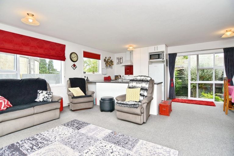 Photo of property in 66a Ayers Street, Rangiora, 7400