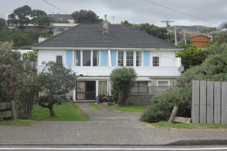 Photo of property in 25 The Esplanade, Raumati South, Paraparaumu, 5032