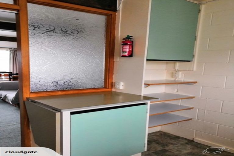 Photo of property in Lynbrae Court Flats, 20/4 Dr Taylor Terrace, Johnsonville, Wellington, 6037