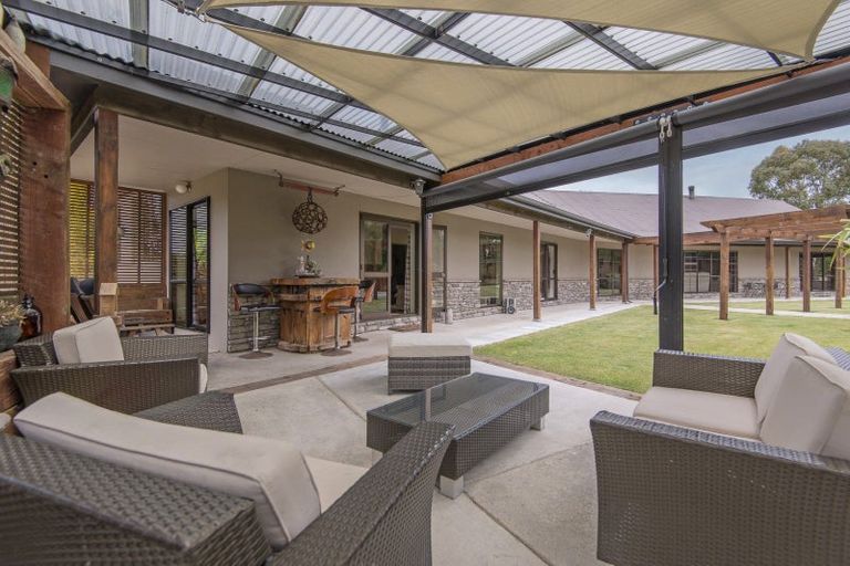 Photo of property in 996 Weedons Ross Road, West Melton, Christchurch, 7671