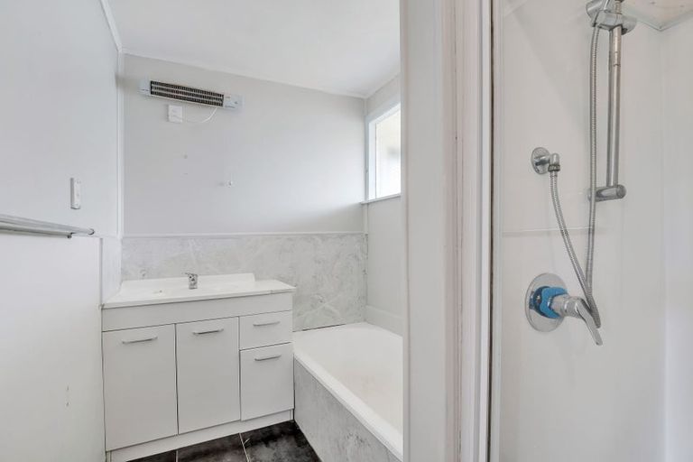 Photo of property in 5 Haversham Street, Highbury, Palmerston North, 4412