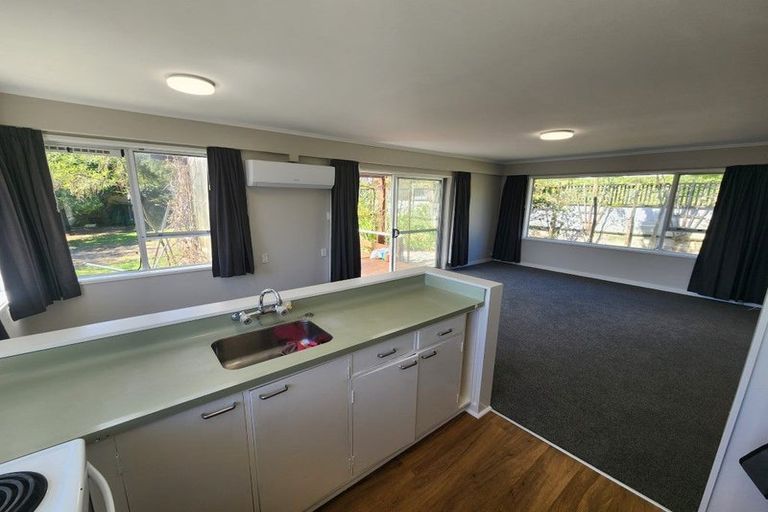 Photo of property in 7 Ruru Street, Waikanae, 5036