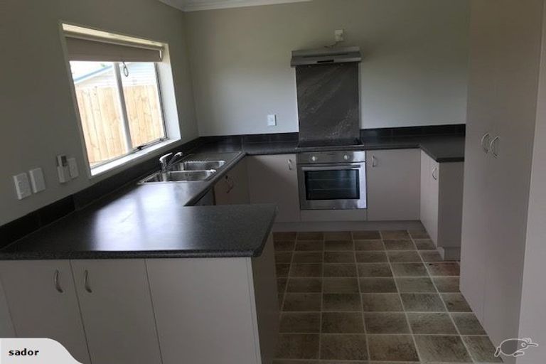 Photo of property in 16b Karaka Street, Otaki Beach, Otaki, 5512