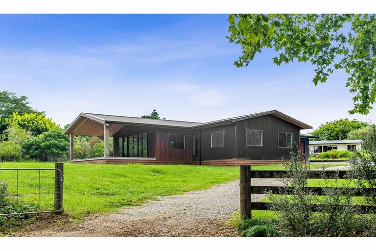 Photo of property in 16 Pa Road, Kerikeri, 0230