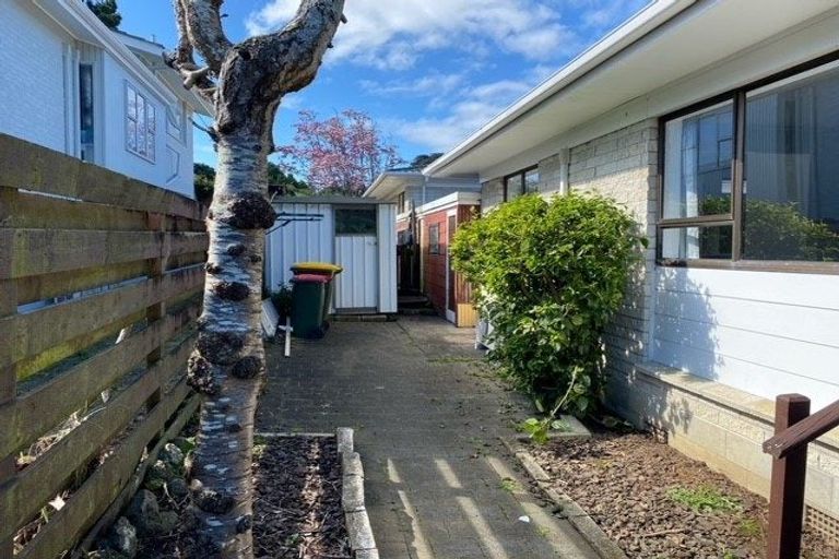 Photo of property in 1/10 Imogene Way, Half Moon Bay, Auckland, 2012