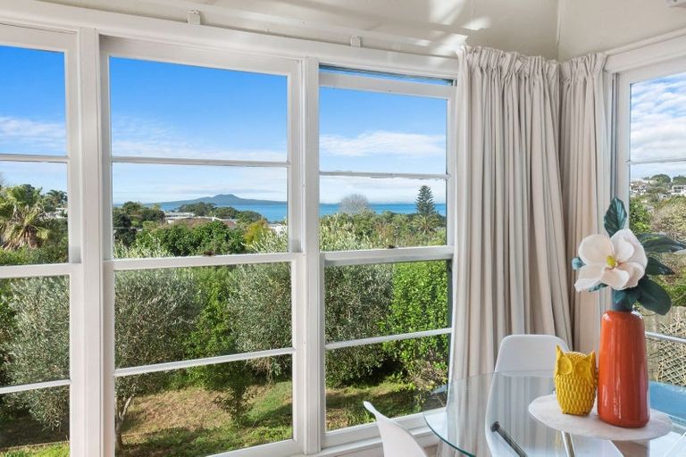 Photo of property in 127 Deep Creek Road, Torbay, Auckland, 0630