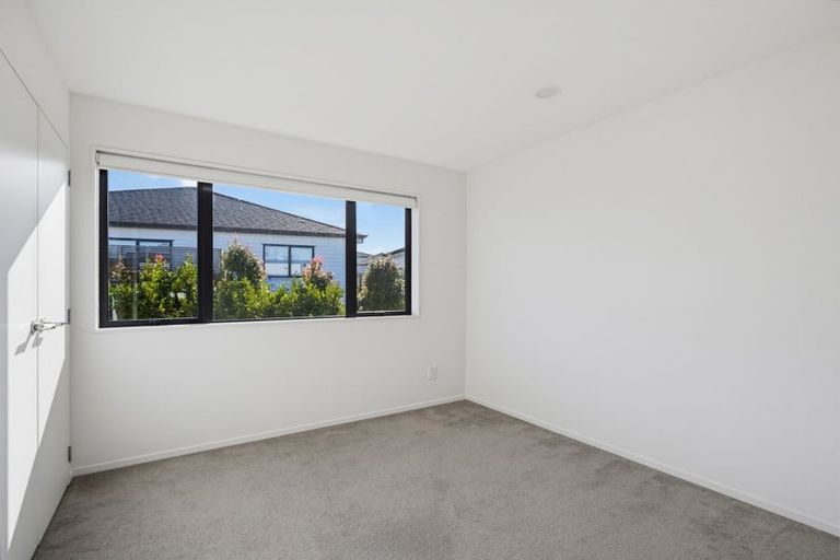 Photo of property in 138b Tiriwa Drive, Massey, Auckland, 0614