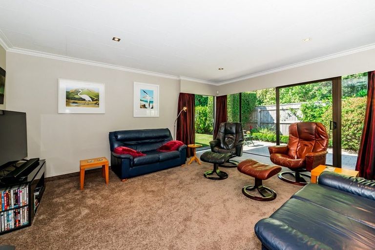 Photo of property in 23 Tawa Street, Waikanae, 5036