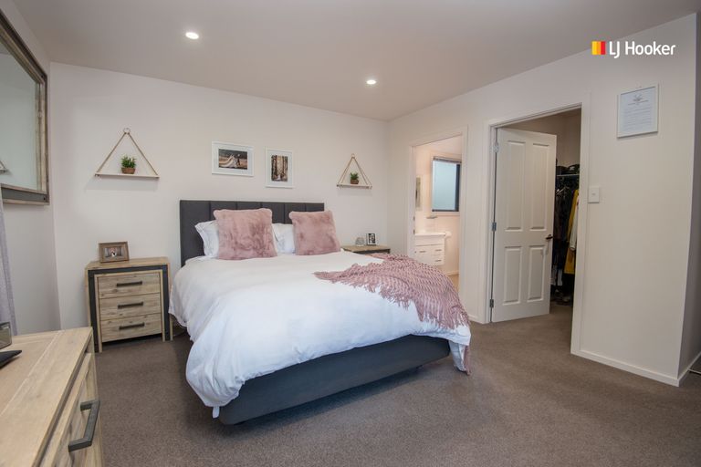 Photo of property in 12 Saint James Place, Fairfield, Dunedin, 9018