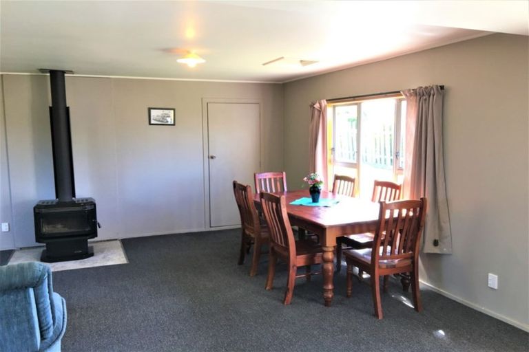 Photo of property in 40 Johnson Street, Milton, 9220