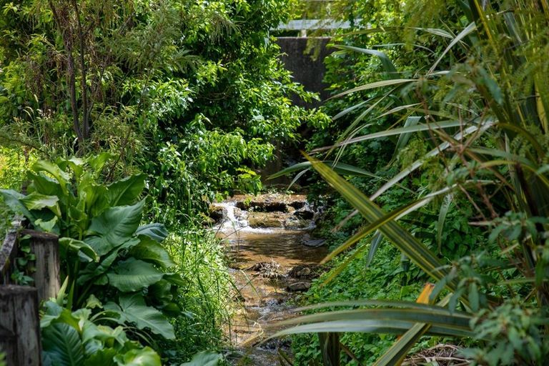 Photo of property in 4 Cornwall Street, Picton, 7220