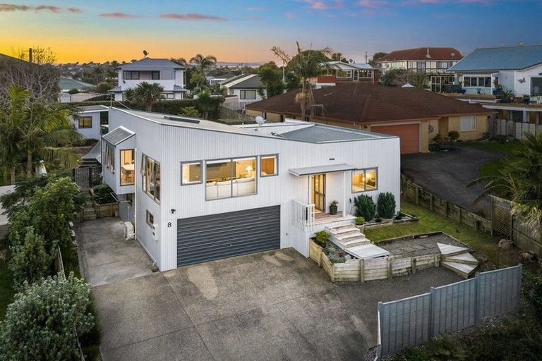 Photo of property in 8 Brixton Road, Manly, Whangaparaoa, 0930