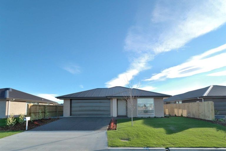 Photo of property in 5 Keeper Close, Woodend, 7610