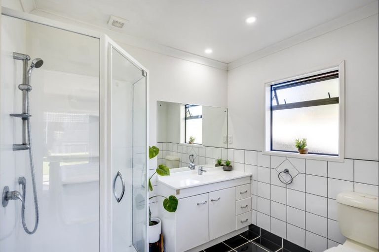 Photo of property in 208a Frimley Oaks, Frimley, Hastings, 4120