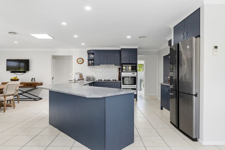 Photo of property in 8 La Colina Place, Bethlehem, Tauranga, 3110