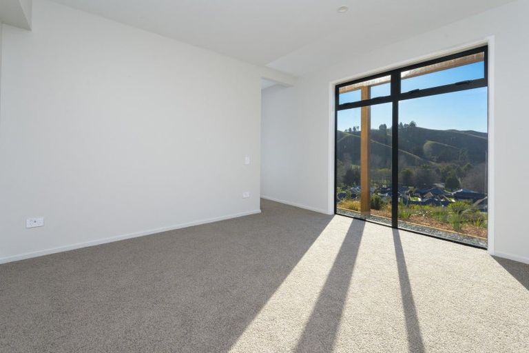 Photo of property in 2 Hill Tops Way, Stoke, Nelson, 7011