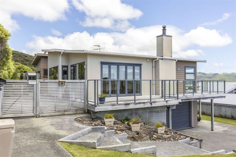 Photo of property in 29 Aspiring Terrace, Aotea, Porirua, 5024