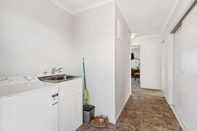 Photo of property in 8 Macandrew Street, Owaka, 9535