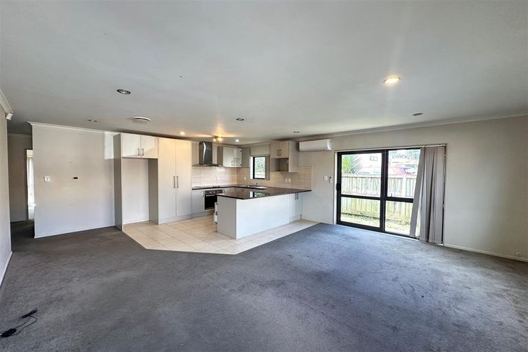 Photo of property in 32c Gifford Road, Papatoetoe, Auckland, 2025