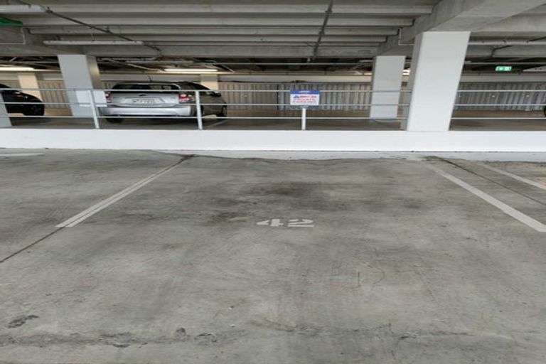 Photo of property in 105/6 Waikumete Road, Glen Eden, Auckland, 0602