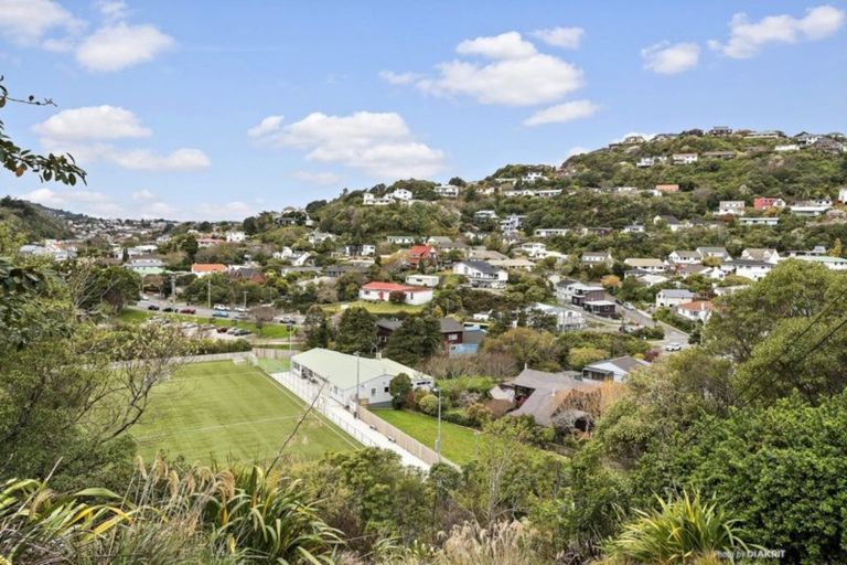 Photo of property in 23 Makara Road, Karori, Wellington, 6012